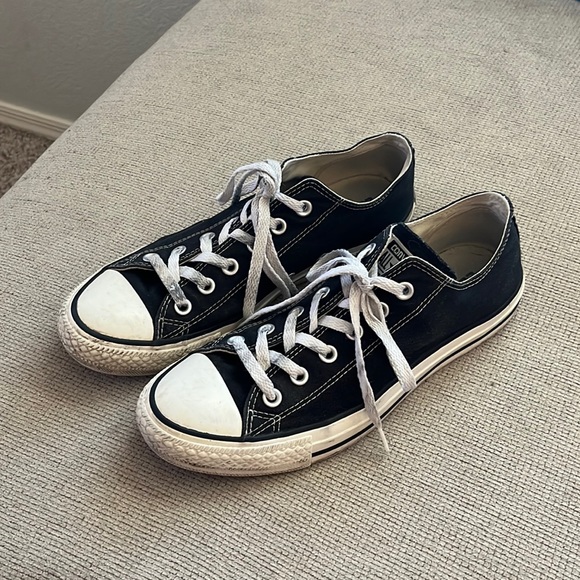 Converse Shoes - Black and white women’s Converse